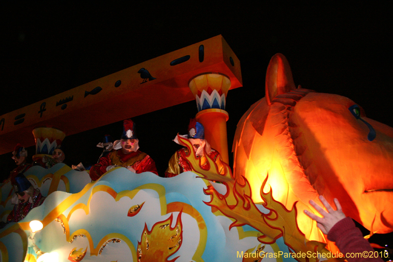 Krewe-of-Hermes-2010-Mardi-Gras-New-Orleans-6066