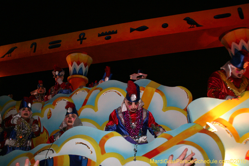 Krewe-of-Hermes-2010-Mardi-Gras-New-Orleans-6067