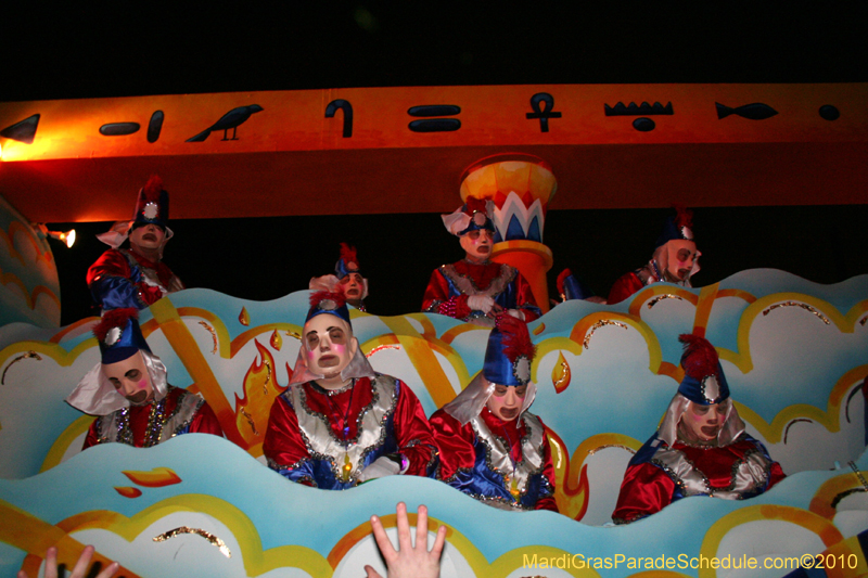 Krewe-of-Hermes-2010-Mardi-Gras-New-Orleans-6068