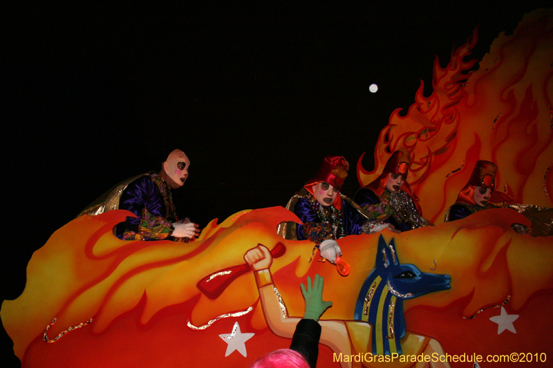 Krewe-of-Hermes-2010-Mardi-Gras-New-Orleans-6103