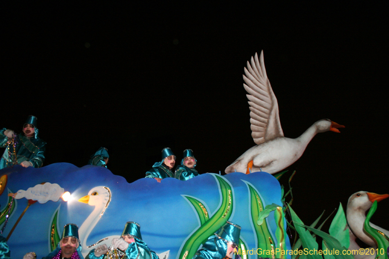 Krewe-of-Hermes-2010-Mardi-Gras-New-Orleans-6116