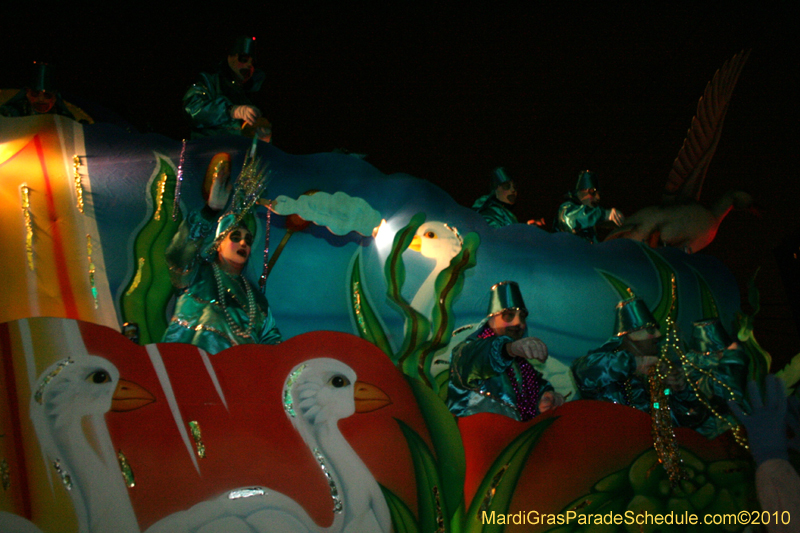 Krewe-of-Hermes-2010-Mardi-Gras-New-Orleans-6117