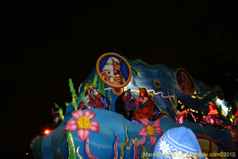 Krewe-of-Hermes-2010-Mardi-Gras-New-Orleans-6146