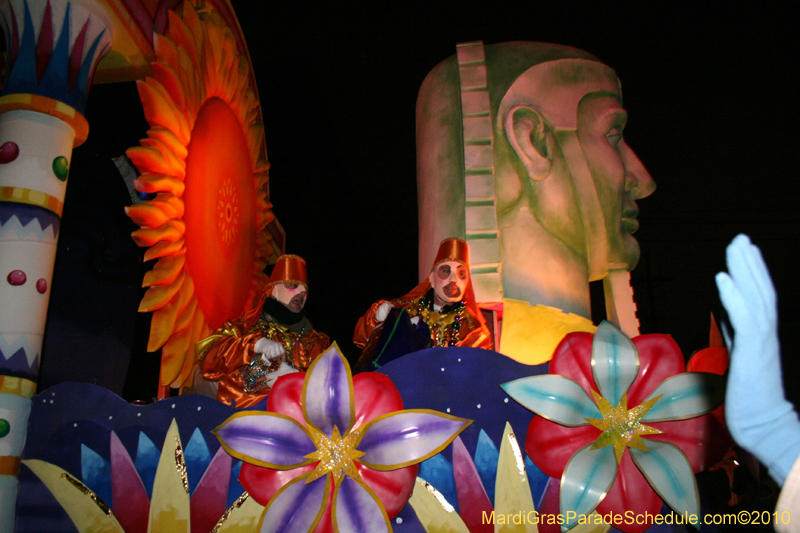 Krewe-of-Hermes-2010-Mardi-Gras-New-Orleans-6162