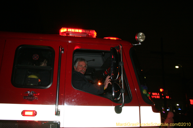 Krewe-of-Hermes-2010-Mardi-Gras-New-Orleans-6169