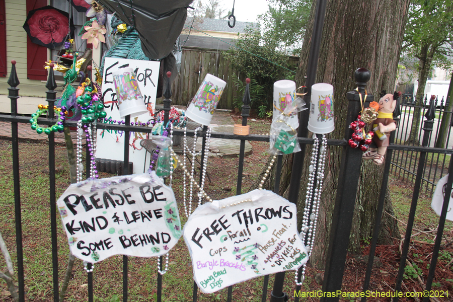 Krewe-of-House-Floats-02822-Audubon-Riverside-2021