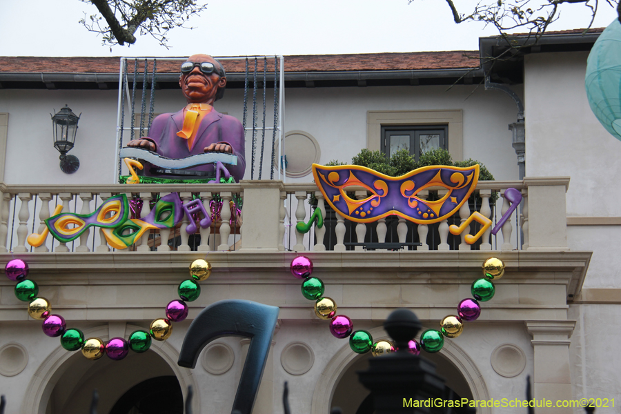 Krewe-of-House-Floats-02939-Audubon-Riverside-2021