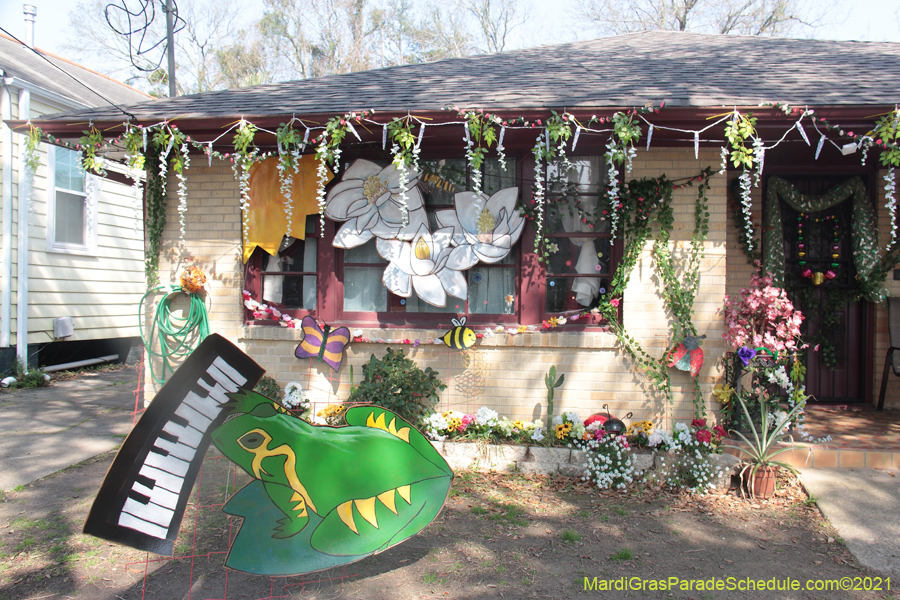 Krewe-of-House-Floats-03518-Broadmore-Fontainebleau-2021