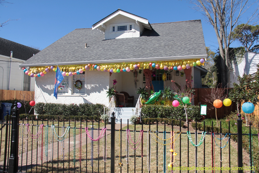 Krewe-of-House-Floats-03676-Carrollton-Hollygrove-2021