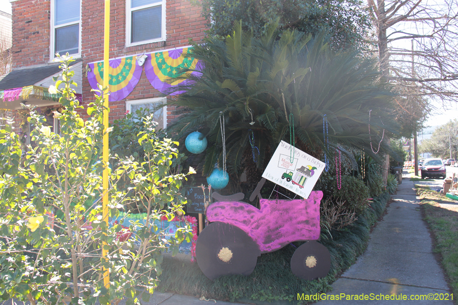 Krewe-of-House-Floats-03678-Carrollton-Hollygrove-2021