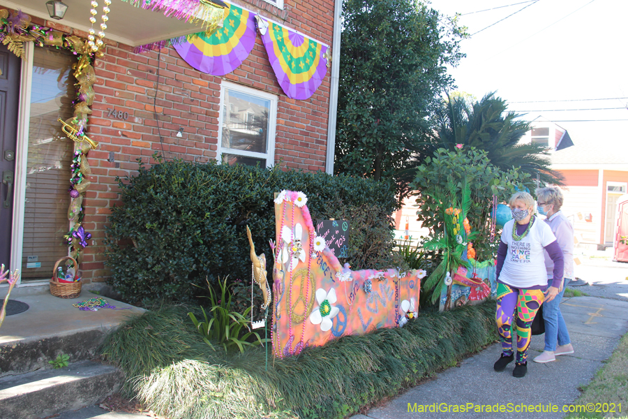 Krewe-of-House-Floats-03683-Carrollton-Hollygrove-2021