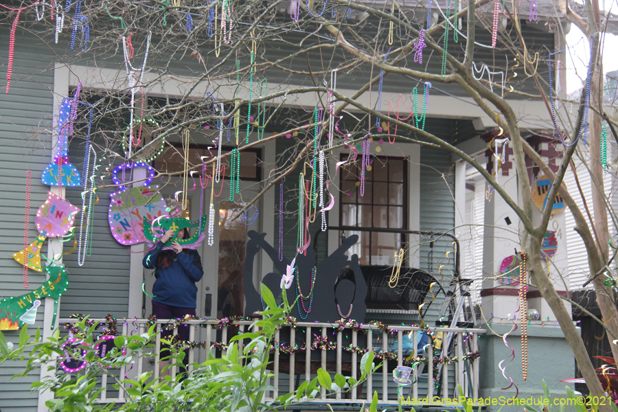 Krewe-of-House-Floats-03250-Fairgrounds-Bayou-St-John-2021