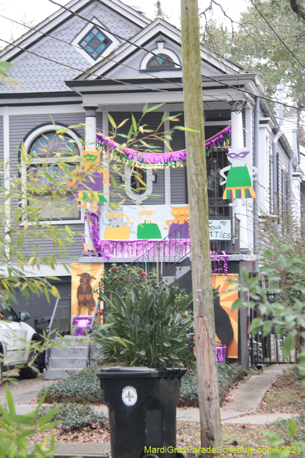 Krewe-of-House-Floats-03251-Fairgrounds-Bayou-St-John-2021