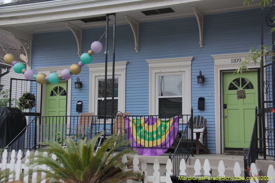 Krewe-of-House-Floats-03257-Fairgrounds-Bayou-St-John-2021