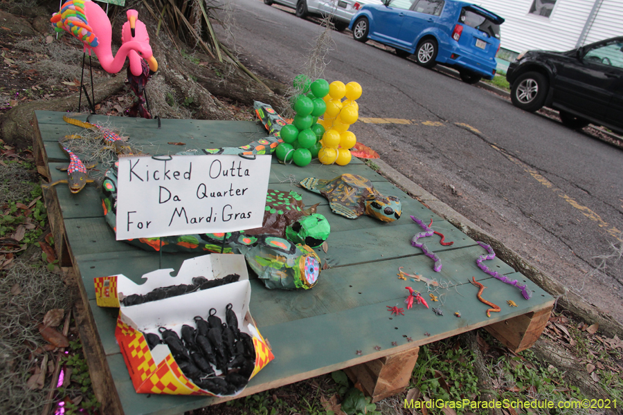 Krewe-of-House-Floats-03268-Fairgrounds-Bayou-St-John-2021