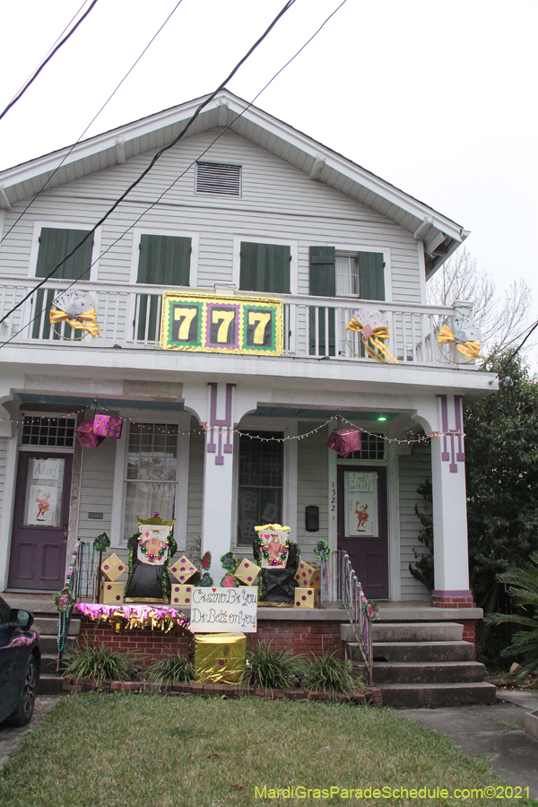 Krewe-of-House-Floats-03286-Fairgrounds-Bayou-St-John-2021