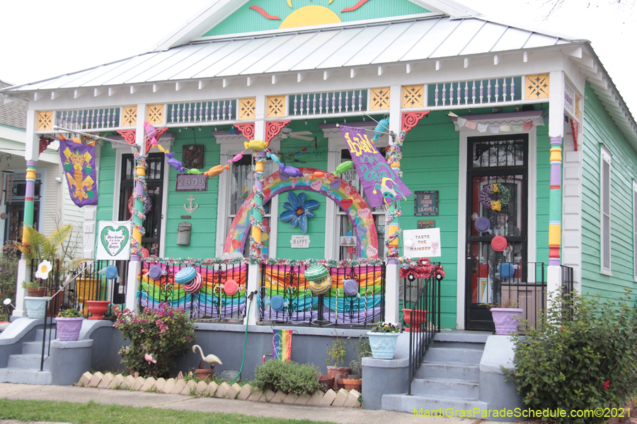 Krewe-of-House-Floats-03296-Fairgrounds-Bayou-St-John-2021