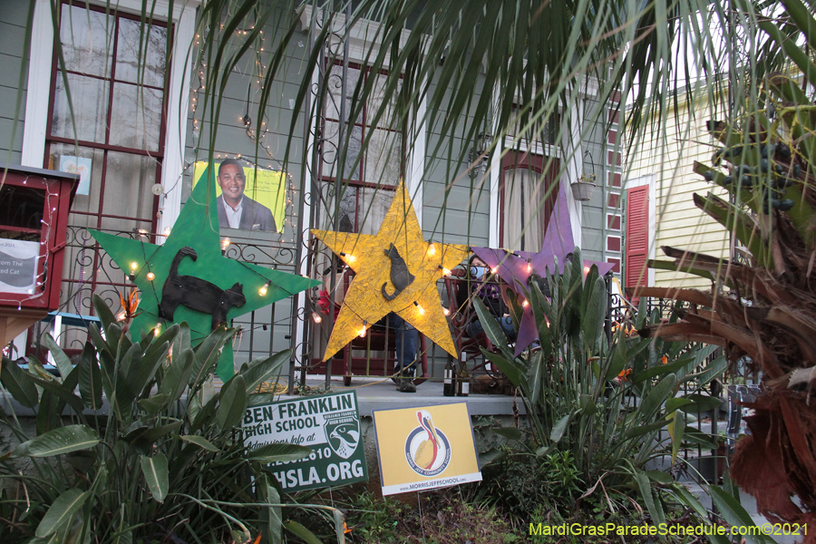 Krewe-of-House-Floats-03307-Fairgrounds-Bayou-St-John-2021