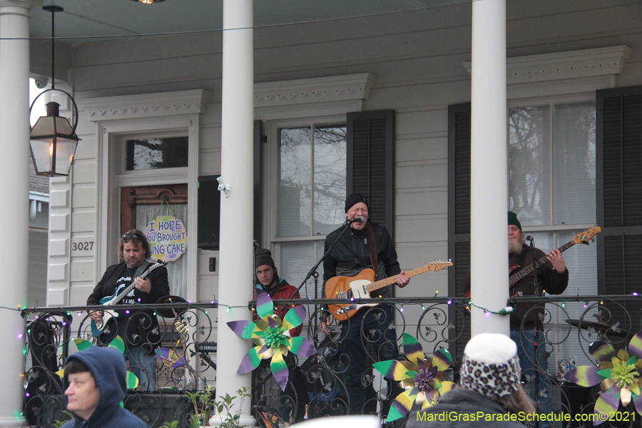 Krewe-of-House-Floats-03308-Fairgrounds-Bayou-St-John-2021