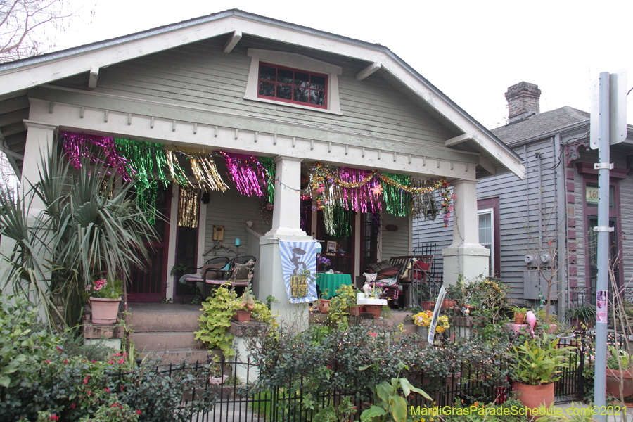 Krewe-of-House-Floats-03318-Fairgrounds-Bayou-St-John-2021