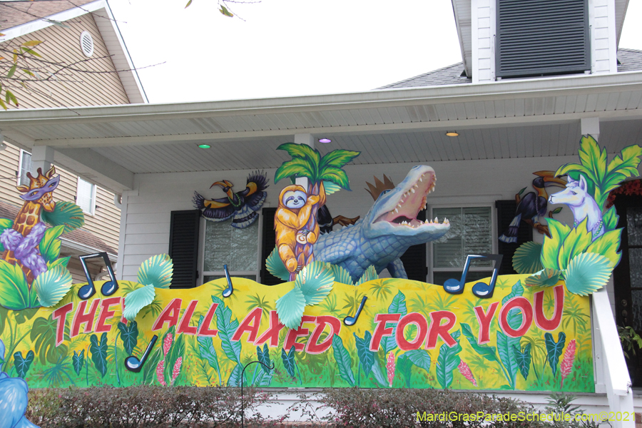 Krewe-of-House-Floats-03922-Lakeview-Lakeshore-WestEnd-2021