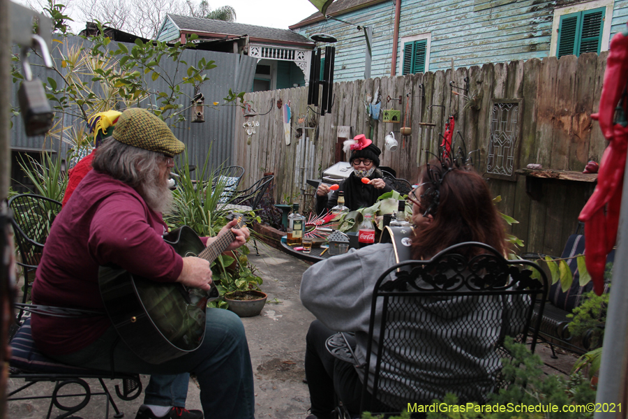 Krewe-of-House-Floats-02540-Marigny-Bywater-2021