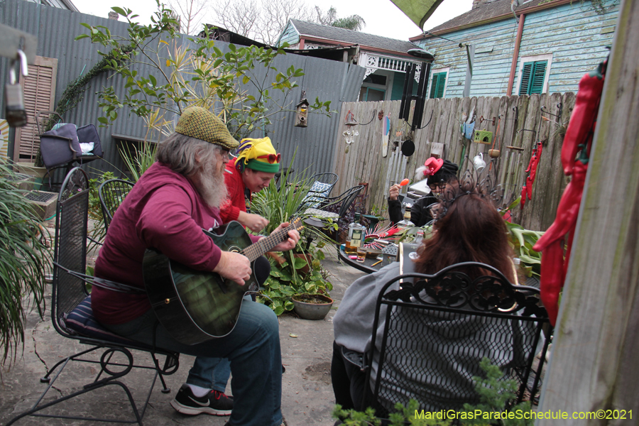 Krewe-of-House-Floats-02542-Marigny-Bywater-2021