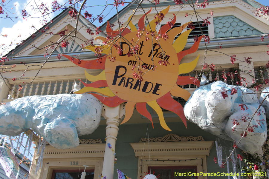 Krewe-of-House-Floats-01051-Mid-City-2021