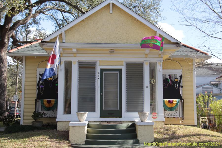 Krewe-of-House-Floats-01064-Mid-City-2021