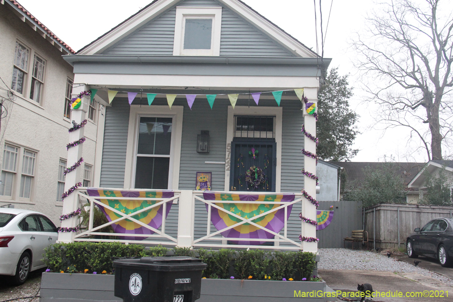 Krewe-of-House-Floats-01466-University-Uptown-2021