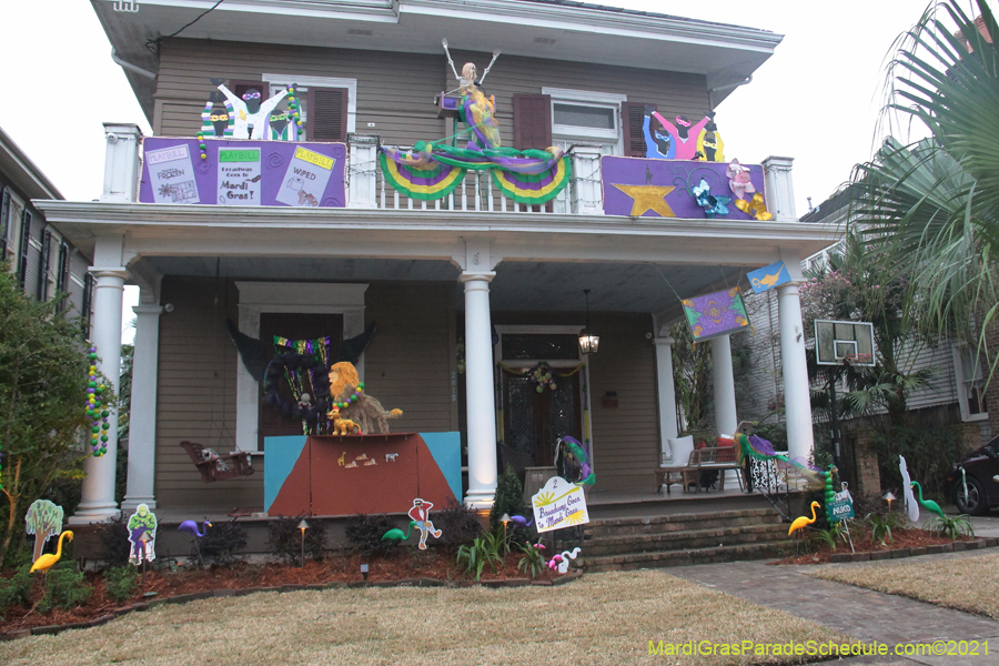 Krewe-of-House-Floats-01493-University-Uptown-2021