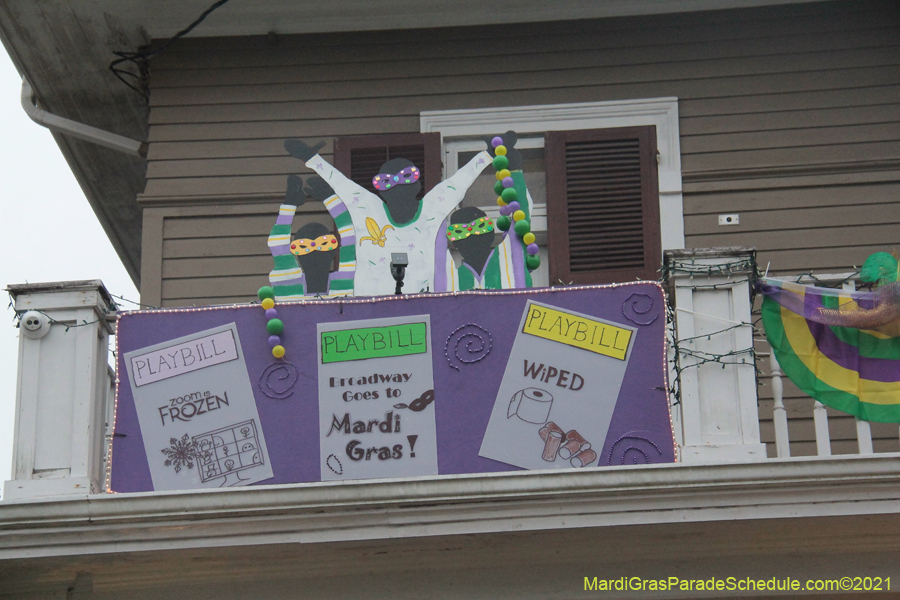 Krewe-of-House-Floats-01498-University-Uptown-2021