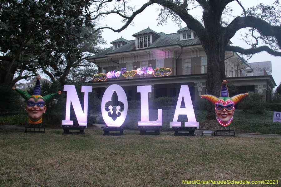 Krewe-of-House-Floats-01524-University-Uptown-2021