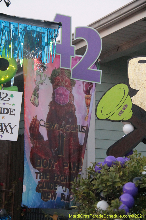 Krewe-of-House-Floats-02104-Uptown-2021