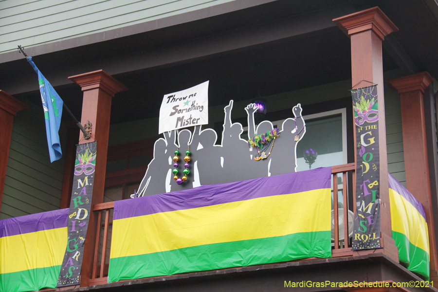 Krewe-of-House-Floats-02120-Uptown-2021