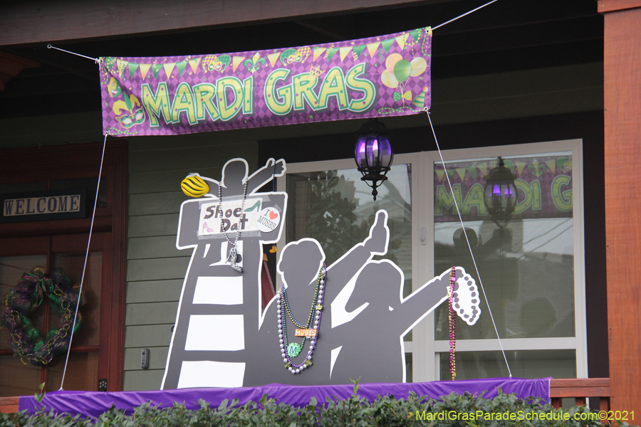 Krewe-of-House-Floats-02121-Uptown-2021