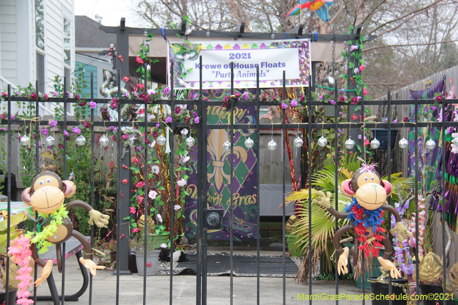 Krewe-of-House-Floats-02129-Uptown-2021