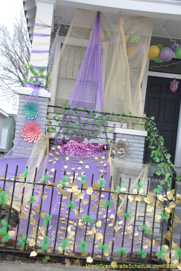 Krewe-of-House-Floats-02150-Uptown-2021