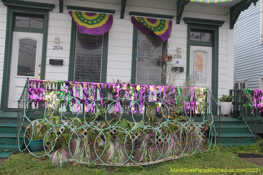 Krewe-of-House-Floats-02160-Uptown-2021