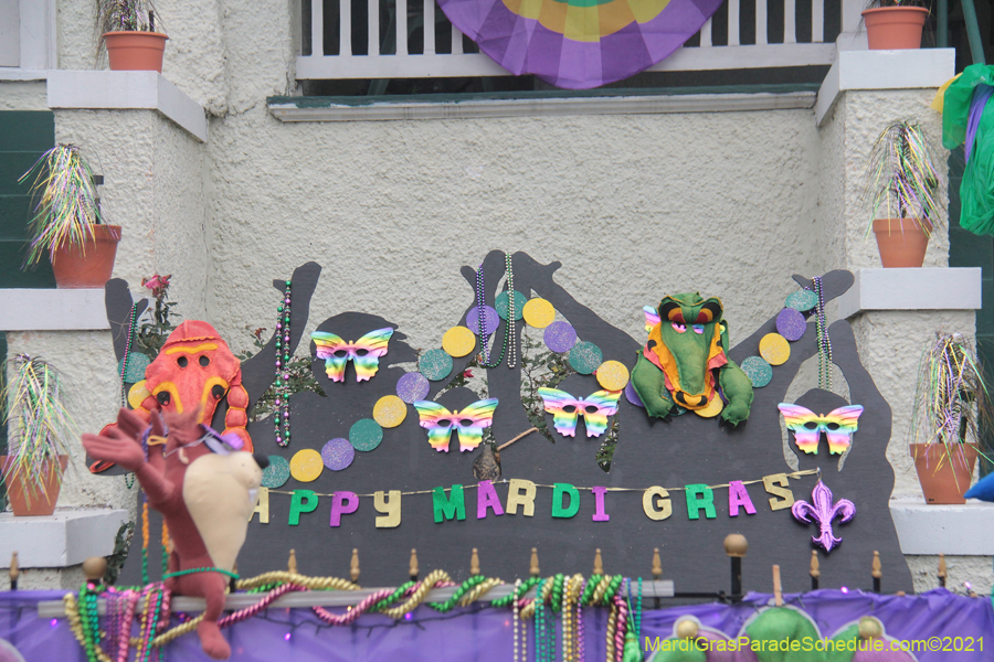 Krewe-of-House-Floats-02228-Uptown-2021