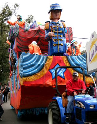 KREWE_OF_IRIS_2007_PARADE_0215