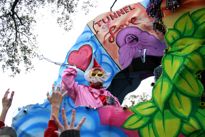 KREWE_OF_IRIS_2007_PARADE_0255