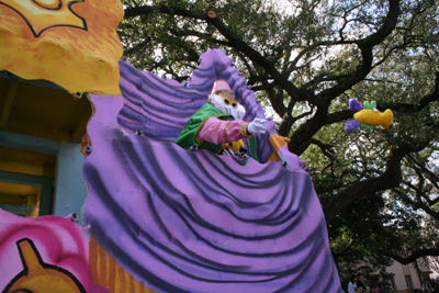 2008-Krewe-of-Iris-New-Orleans-Mardi-Gras-Parade-0093