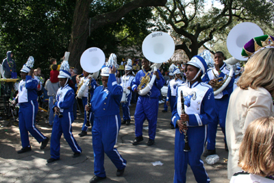 2008-Krewe-of-Iris-New-Orleans-Mardi-Gras-Parade-0153