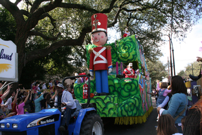 2008-Krewe-of-Iris-New-Orleans-Mardi-Gras-Parade-0212