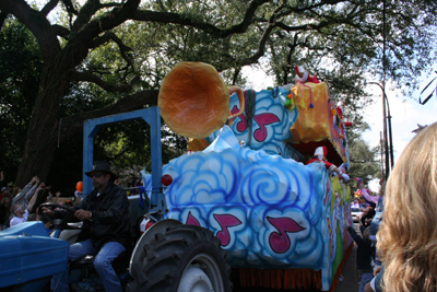 2008-Krewe-of-Iris-New-Orleans-Mardi-Gras-Parade-0232