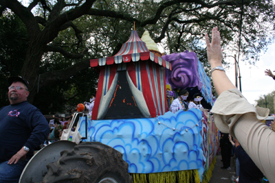 2008-Krewe-of-Iris-New-Orleans-Mardi-Gras-Parade-0289