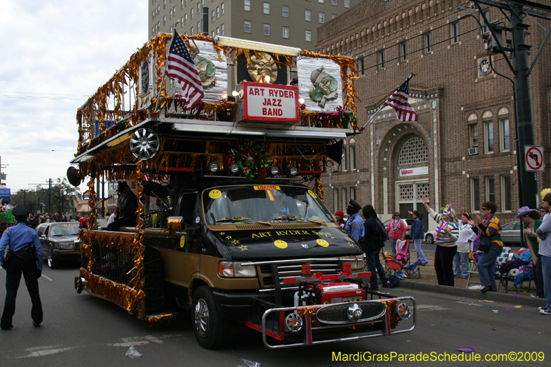 2009-Krewe-of-Iris-presents-On-the-Road-Again-Mardi-Gras-New-Orleans-0113