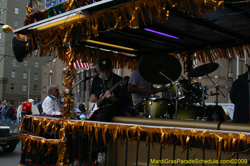 2009-Krewe-of-Iris-presents-On-the-Road-Again-Mardi-Gras-New-Orleans-0114