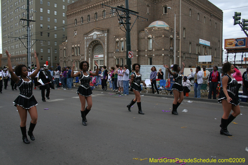 2009-Krewe-of-Iris-presents-On-the-Road-Again-Mardi-Gras-New-Orleans-0154